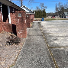 Commercial-Pressure-Washing-in-Gadsden-AL 0