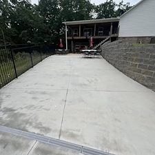 Concrete-Cleaning-in-Fort-Payne-AL 3